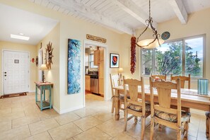 Dining - Vista de Colores by Kokopelli Property Management (Santa Fe)