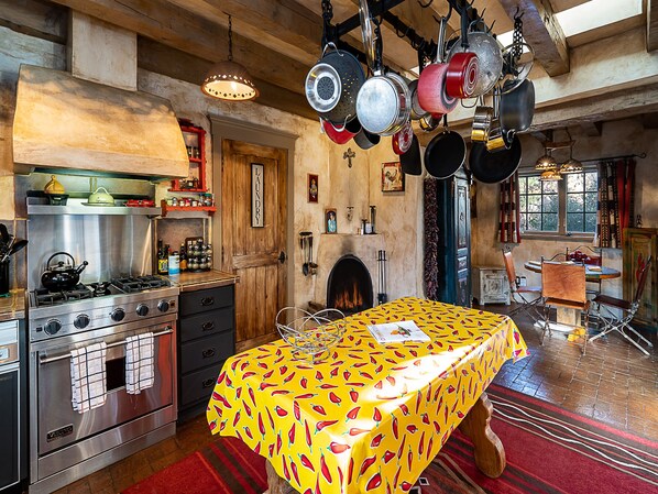 House (2 Bedrooms) | Property amenity