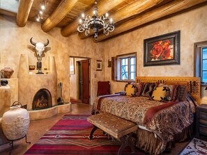 House (2 Bedrooms) | Property amenity - Western Cowboy by Kokopelli Property Management (Santa Fe)