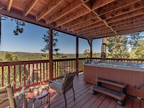 Studio (4 Bedrooms) | Property amenity