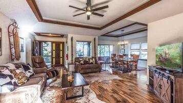 Cabin, 3 Bedrooms | Living area | TV, fireplace