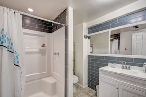 House (4 Bedrooms) | Property amenity