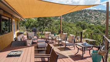 House (4 Bedrooms) | Property amenity