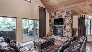 Cabin, 3 Bedrooms | Living area | TV, fireplace