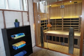 Sauna - Wildcat Ridge Retreat (Cochrane)