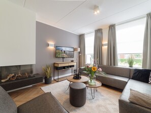 TV - Ganuenta by Interhome (Colijnsplaat)