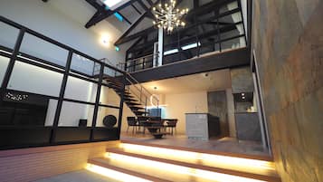 Maison, non-fumeurs (Private Vacation Home) | Coin séjour | Télévision à écran plat, Netflix, services de streaming