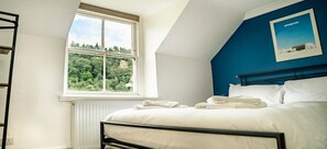 Nhà | 9 phòng ngủ, trang bị nội thất với thiết kế riêng biệt 