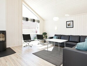 Ferienhaus | Wohnzimmer | DVD-Player, MP3-Dockingstation