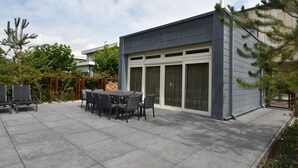 Unclassified image, 2 of 33, button - Attractive Holiday Home in Zeewolde near Veluwemeer Lake (Zeewolde)