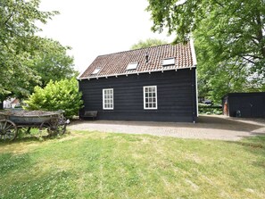 Garden - Modern Holiday Home in Wolphaartsdijk With Private Garden (Wolphaartsdijk)