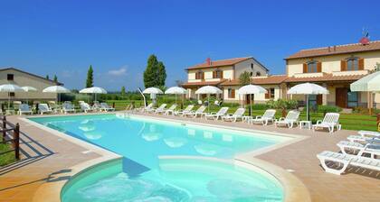 Villa in Cannara With Assisi Views