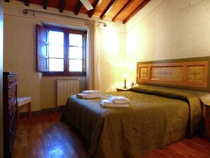 2 bedrooms, individually furnished, bed sheets