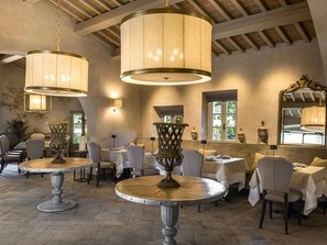 Dining - Belvilla by OYO Piccionaia (Rignano sull'Arno)