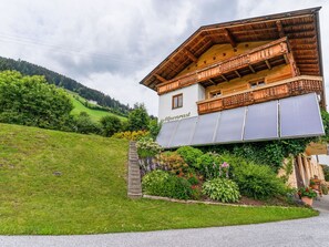 Exterior - Valley-view Apartment in Hochfügen With Balcony (Fuegenberg)