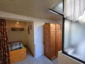 Huis | 2 slaapkamers, individueel gemeubileerd, beddengoed