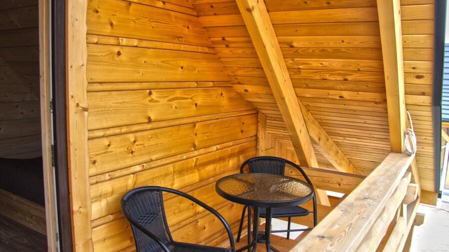 Eco-friendly House by Goszcza Lake