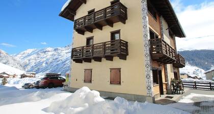 Exotic Holiday Home in Livigno near Ski Area