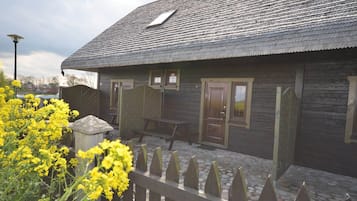 Cottage | Outdoor dining