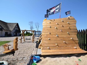 Cottage | Children's area - Cozy Studio 2 at the Seaside Agrotourism (Darlowo)