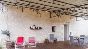 Unclassified image, 2 of 26, button - Serene Holiday Home for Family Vacation With Partially Fenced Garden (La Tour-Saint-Gelin)