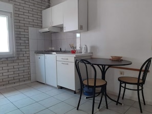 Apartment | Private kitchen
