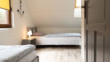 House | 3 bedrooms, individually furnished, bed sheets