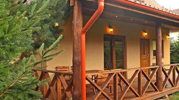 House | Bahagian luar