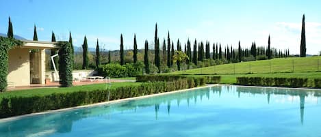 House | Pool | Outdoor pool