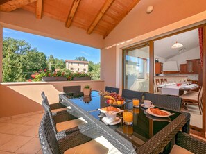 Villa | Restaurantes
