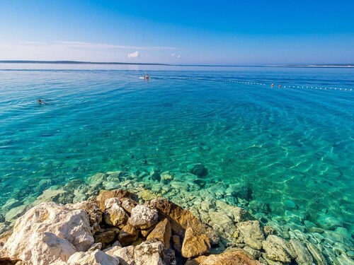 Seaside Bliss in Mandre