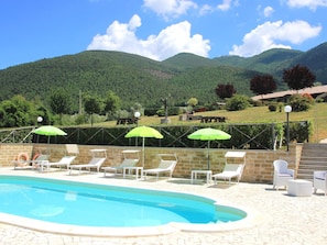 Pool - Farmhouse in Casperia With Pool & Scenic Views (Casperia)