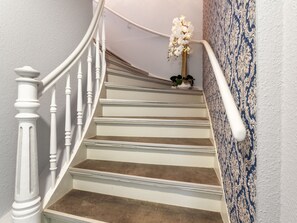 Apartment | Bahagian dalam