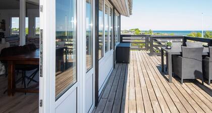 6 Person Holiday Home in Hejls