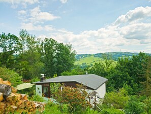 Exterior - Hill-view Holiday Home in Zschopau With Garden and Patio (Zschopau)
