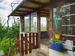 Reception - Hill-view Holiday Home in Zschopau With Garden and Patio (Zschopau)