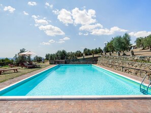 House | Pool | Outdoor pool - Belvilla by OYO Istrice (Capraia e Limite)