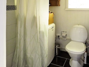 Bathroom - 6 Person Holiday Home in Hals (Hals)