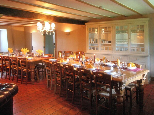 House | Dining