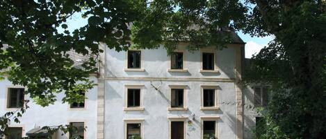 House | Bahagian luar