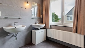 Shower - Alluring Villa in Munkzwalm With Garden (Zwalm)