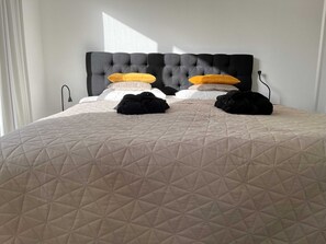 獨棟房屋 | 3 間臥室、布置獨特、床單