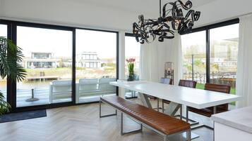 Rumah | Tempat makan