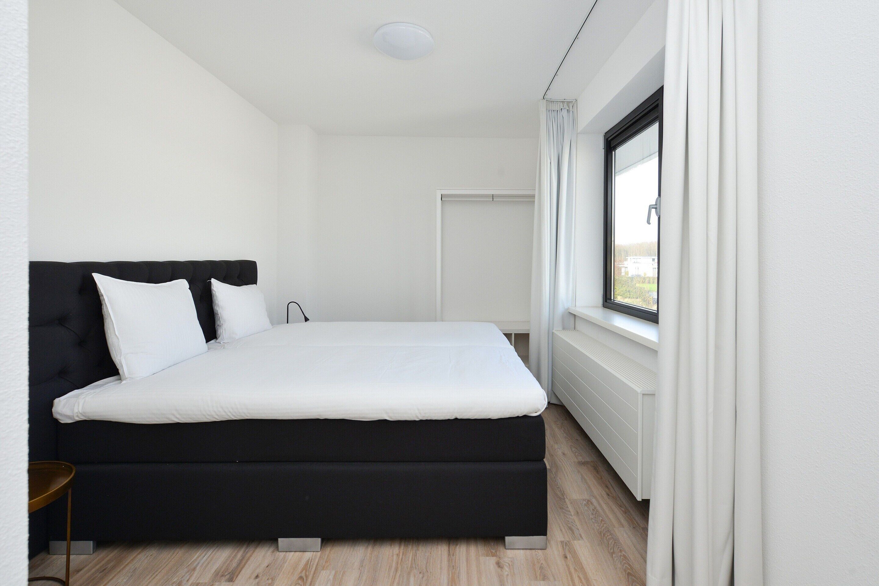 House | 3 bedrooms, individually furnished, bed sheets