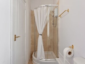 Apartment | Bathroom | Shower, towels
