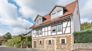 Unclassified image, 3 of 38, button - Pleasant Holiday Home in Brilon With Balcony (Brilon)