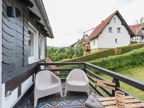 Balcony - Pleasant Holiday Home in Brilon With Balcony (Brilon)