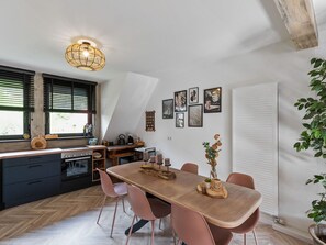 Dining - Pleasant Holiday Home in Brilon With Balcony (Brilon)
