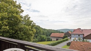 Balcony - Neat Apartment in Gilserberg near River with Sauna (Gilserberg)