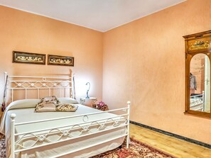 2 chambres, ameublement personnalisé, draps fournis